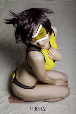 overbutts:  Tracer Cosplay 