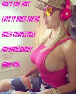 brainwashedbimbo:  fadingthoughtsmindlesscunt: How I am feeling  light, fluffy and pink, i don’t need to thinkmy destiny bimbo pink, must edge, can’t think 