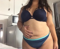 bbwlola:  It would be cuter if my bra and panties matched but oh well