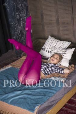Viktoria&rsquo;s sexy booty! Issue 2017-12(2)[MORE PICS!]Enjoy! 
