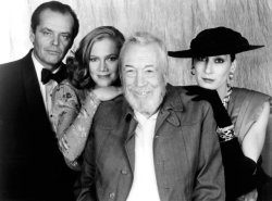 fuckyeahdirectors:  Jack Nicholson, Kathleen Turner, John Huston and Anjelica Huston for Prizzi’s Honor (1985)