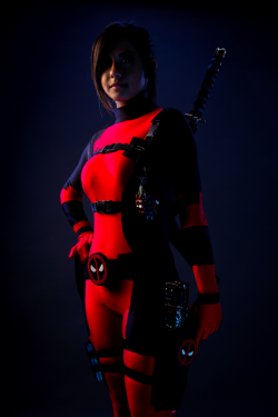 eclectic-ladyland:  Lady Deadpool 