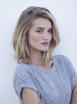 bomshells:Digitals of Rosie Huntington-Whiteley by Miguel Reveriego, 2015