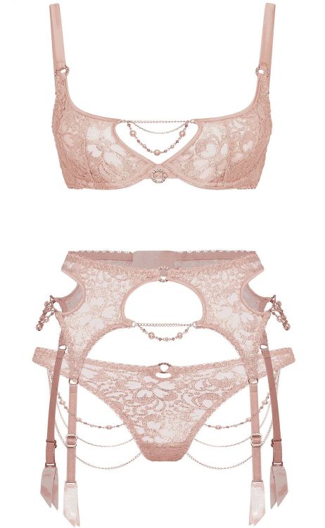 martysimone:Agent Provocateur | Tiarna • Swiss embroidered + crystal-studded ring details + draped chains with pearls and crystals set | Fall Winter 2022-23