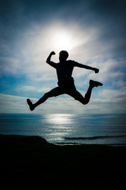 thingsarelooknup:  Jumping up into the sun Shot on a Sony NEX camera by Frederick Van Johnson 
