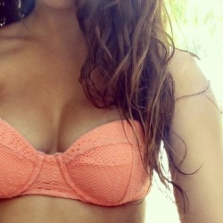 nice bra! :)  http://oleolee.tumblr.com/