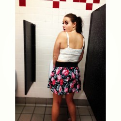 urinalchicks:  I have done it…its wicked awesome. Like no line to wait in, the guys let you right in, and its not messy at all. All you really have to do is lower pants and panties (if you don’t mind baring your cheeks a bit) use 1 hand to hold up