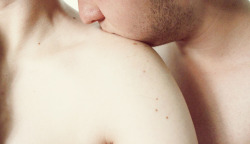 withmyheartwideopen:  evilninjax24:  kissyoualloverandoveragain:  Kiss her everywhere and make every kiss count…  Shoulders and neck. Always.  mmm, oh yes
