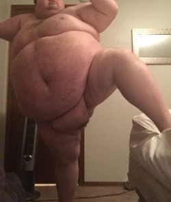 pingtee:  Really needing some feeding donations. Gaining on my own is getting pretty hard. I will do videos in exchange for donations send me an email @ biggolfer45@yahoo.com for more info. Make me huge!!!