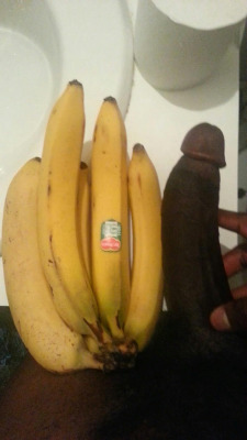 PRAISE BIG BLACK PENIS! myxxxohxxxmyxxx:  #Bananas 