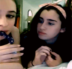 camren-moon:  idk but I don’t look at my friends like that!