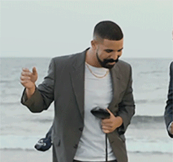 celebrtybulges:  Drake bulges in grey sweatpants while dancing