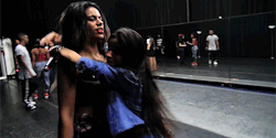 mxmstoons:  Camila giving Dinah a koala hug       