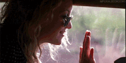 gif-guy:  ☆ ☆ Cool Funny Gifs ☆ ☆  Almost famous