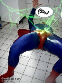 Luthor`s fatal trap &hellip;Kryptonite in the bathroom&hellip;