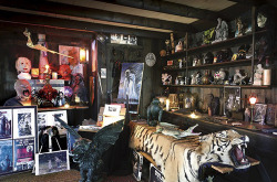strange-cases:  Said to house haunted and cursed artifacts procured from various locations by the paranormal investigator couple, the Warren’s Occult Museum was founded in 1952 by Ed and Lorraine Warren.  From warrens.net:  See the Shadow doll that