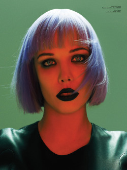 discolouring:  Alice Glass of Crystal Castles for PULP Magazine 