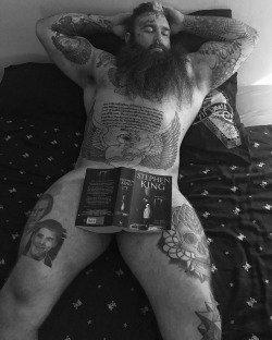 bearmythology:  Rhyss Keane: A freaky and downright scary powerlifter (until you see Anchorman’s Ron Burgundy and Dumb and Dumber’s Lloyd tattoo on his right thigh) and is a huge Stephen King fan? Yes, please. [source: instagram]