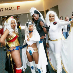 thehappysorceress:  fuckyeahsavagesistas:  STORMS (and Wonder Woman) at San Diego ComicCon - 2015See more Chasing Daylight Cosplay here:https://www.facebook.com/chasingdaylightcosplayPhoto: David Ngo  GODDESSES!