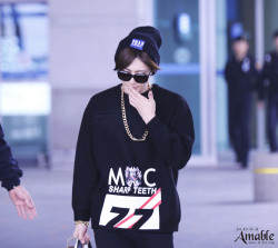jang-hyunseung-addict:  14/11/22 Hyunseung at Incheon Airport, back in Korea from Japan cr: Amable_1016 «Do not edit or remove the logo»    