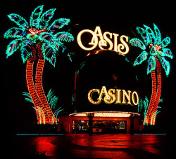 pixelpapi:  oasis casino - las vegas (1984)