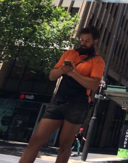 tradies2000:  I love submissions almost as much as this guys shorts! GET ON UR BACK BOI AND SPREAD EM, I WANT THAT CROTCH 