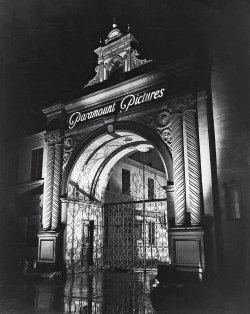 wehadfacesthen:  Paramount Pictures was home to Marlene Dietrich, Mae West, W.C. Fields, Claudette Colbert, Miriam Hopkins, Jeanette MacDonald and many others 