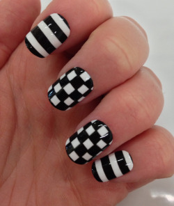 theillustratednail:  Black &amp; White. Checks &amp; Stripes. 