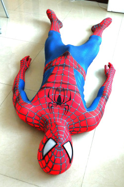 piledriveu:  spider man all laid out, ready for the win, ready to have his lycra bulge ripped open so his spidey cock can be milked!!!