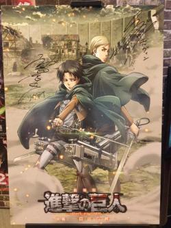 Kamiya Hiroshi (Levi) and Ono Daisuke (Erwin) signed a Levi + Erwin poster for the 2nd SnK compilation film after their appearance at Shijuku Ward 9 earlier today!The pair appeared alongside Isayama Hajime &amp; anime series director Araki Tetsuro!