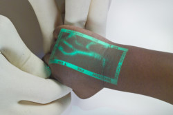 sixpenceee:VeinViewer: an infrared device that detects the location of a patient’s veins and projects them on the skin so doctors and nurses don’t miss. It was developed by the Christie Medical Holdings company. They mainly show surface veins  erikorti