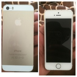 AT&amp;T iPhone 5s $$$ in New Orleans  who tying by it  (at st.thomas uptown )