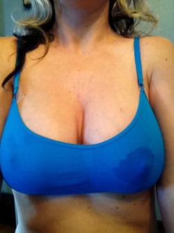 soccer-mom-marie:  The final post in my 2k series! Had some leakage in pic one…oops😏. The sooner you get this set to 2k “❤️” the sooner the new video of me with the neighbor will drop  Nice tits
