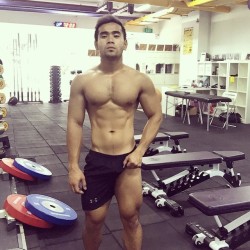 beyondasianmen:  Beautiful #AsianHunk i found on #IG by o_mark_o FITNESS: A Way of Life. That Feeling after an Amazing Workout. Nothing Tastes As GOOD, As Being FIT Feels. #JustDoIt #Fitspiration #Motivation #FitForLife #Fitness #MuscleBod #iShotAsianMan