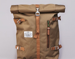 style-feels:  Poler Rolltop Backpack – Olive Poler‘s take on the classic rolltop backpack is built with durable 1000D Campdura fabric and lined with 420D nylon, and features enough space for a laptop, change of clothes and whatever else you can throw
