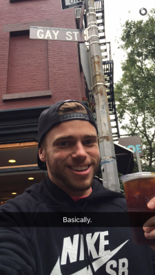 bro-mo:  lordbates:  nicckpetricca:  gus kenworthy came out and now he’s taking every opportunity to make sure everyone is aware and it’s giving me life  He’s so cute 💕       (via TumbleOn)