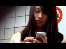 rrss346798:“広瀬アリス似のかわいい子が駅のトイレでおまんこイジり”  more Asian gifs at http://gifsofasia.tumblr.com/  