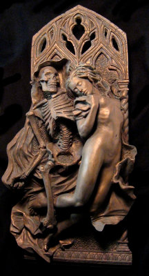 fer1972:Death and the Maiden Wall Plaque by Dellamorte &amp; Co.