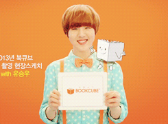 baby-illa:  ▸ yoo seung woo’s adorable bookcube CM 