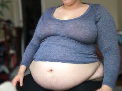 ffafeed: Feeling obese and beautiful tonight in outgrown leggings that barely pass my fat ass and extra wide hips with a soft T-shirt that used to cover my belly once upon a time.