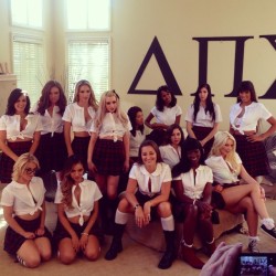 Porn really is like a sorority house at times! Today&rsquo;s set.@omgitslexiÂ @hollywoodcensoredÂ and more