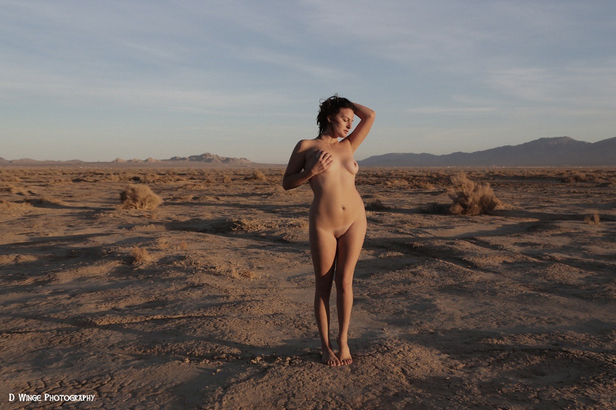 Women nude desert hiking