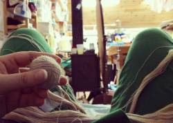Life without a swift and winder #yarn problems #stitcherproblems