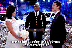 doona-baes:  #their captain dad married them off #i can’t think of a more perfect wedding  