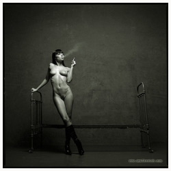 mistresseva-eroticaandmore:  photography: igor amelkovich 