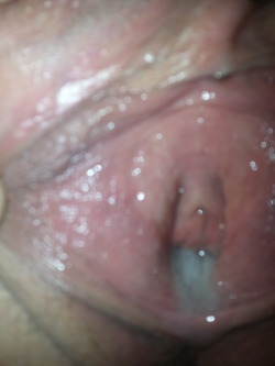 Filled with cum. I love this pussy  Thanks http://rodholder.tumblr.com/ for the photo submission! Ladies! If you&rsquo;d like to share your pics/videos with my 3,800  followers, please submit them to:  http://kantkook.tumblr.com/submit  
