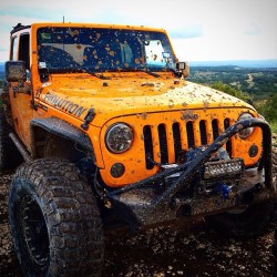 jeepbeef:  Orange you glad it’s Halloween @Thenotoriousdubc #jeepbeef #jeep #halloween 