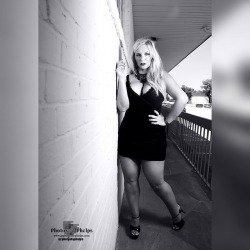 Our return shoot, Eliza @modelelizajayne  slayed in this curvy black dress. #phatbootycuties #littleblackdress #fashion  #photosbyphelps #blonde #curvy #sexy #thick Photos By Phelps IG: @photosbyphelps I make pretty people….Prettier.™ Www.facebook.com/pho