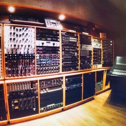 1up-records:  Studio Life