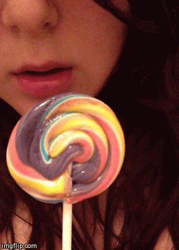 secret-little-princess:  Lollipops, lollipop. ;)  I forgot about my gif 😆